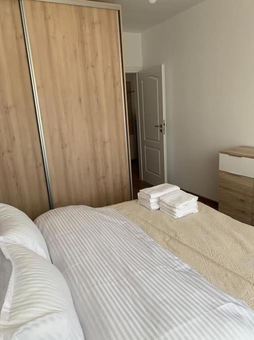 Regie Sunset Apartment บูคาเรสต์ ภายนอก รูปภาพ