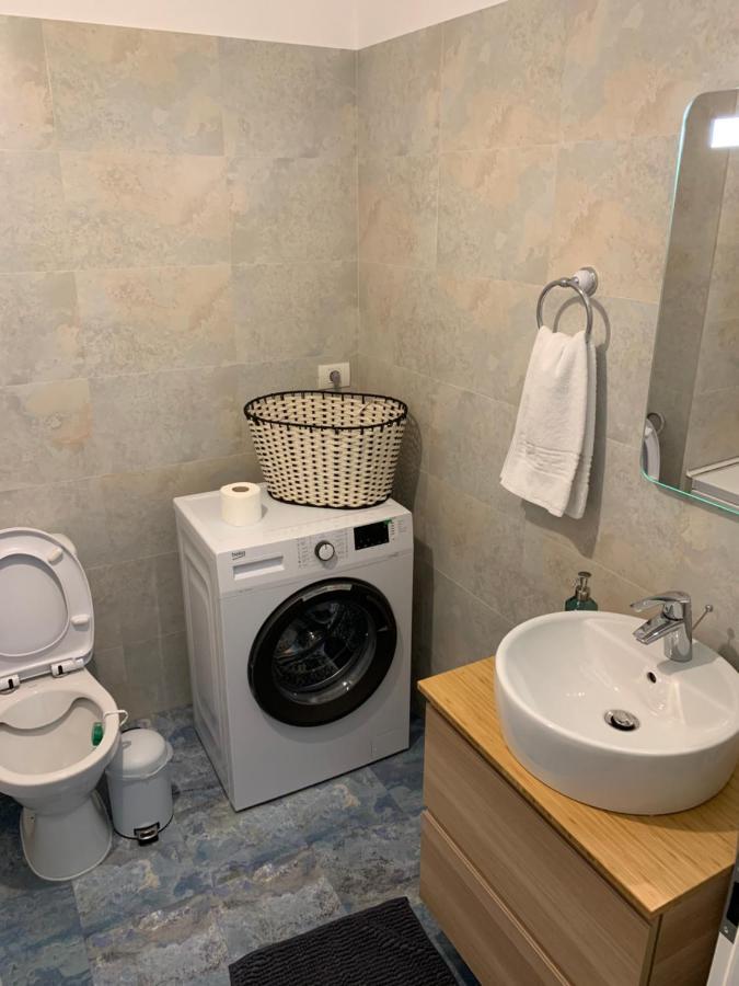Regie Sunset Apartment บูคาเรสต์ ภายนอก รูปภาพ